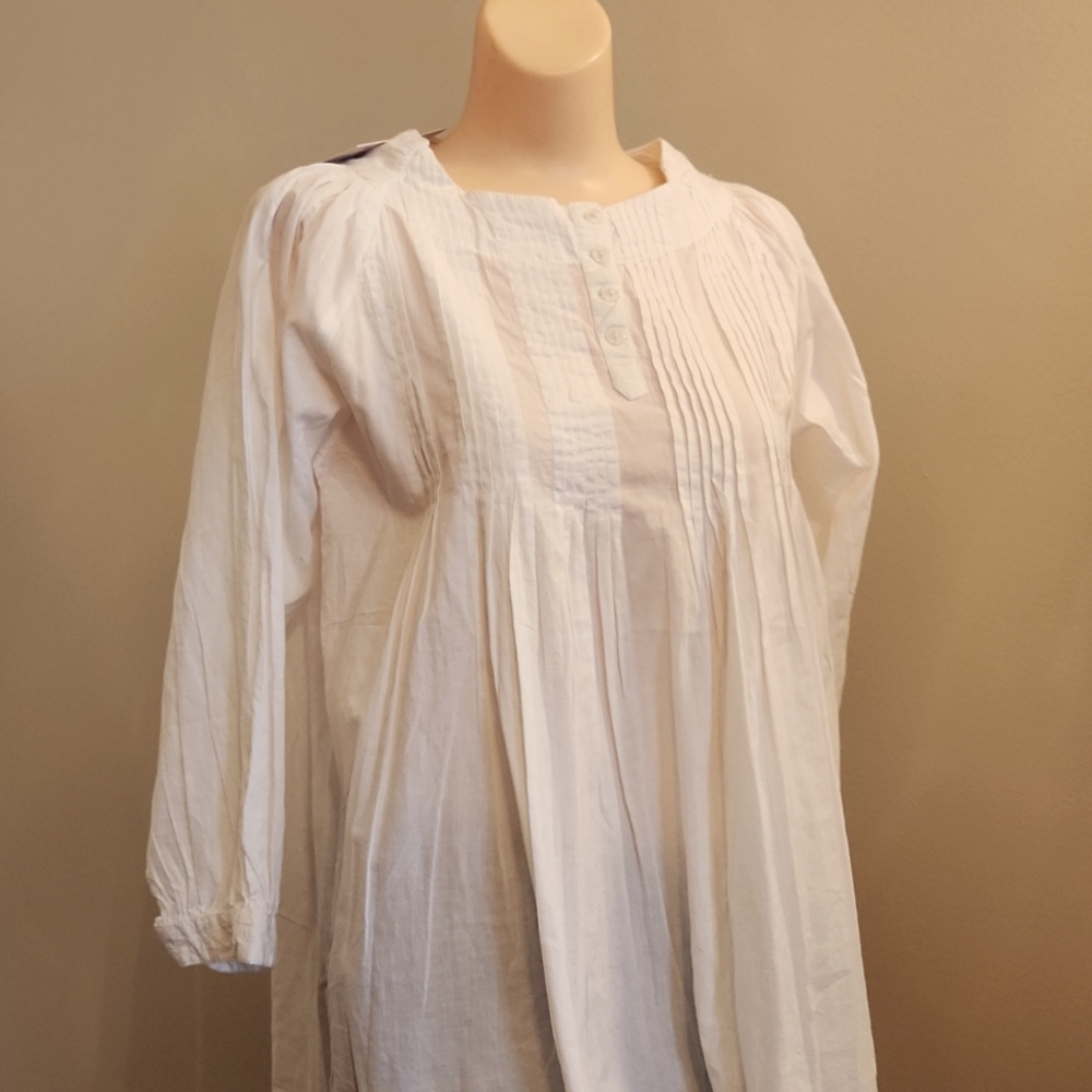 NWT Hanna & Gracie Women's Small White Blouse